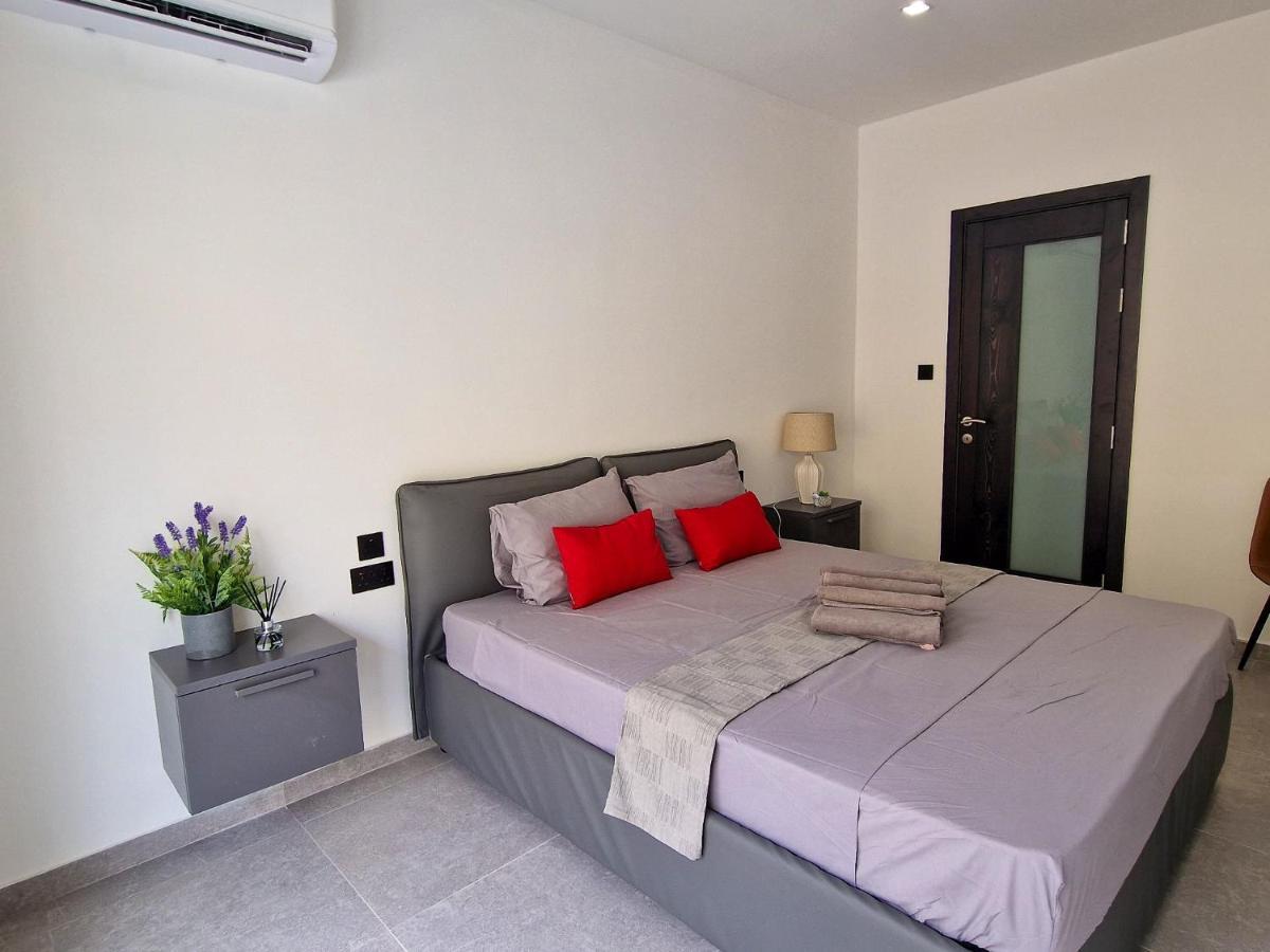 Barbara Properties - Luxury Qawra Stay St. Paul's Bay Bagian luar foto